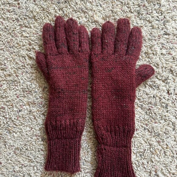 Muk Luks‎ Red Sequin Long Gloves - Picture 2 of 6